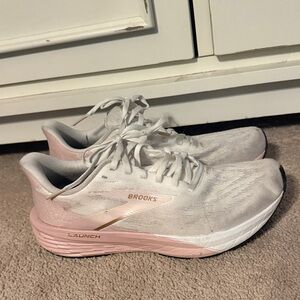 Brooks Launch Women's Running Shoes - White & Light Pink